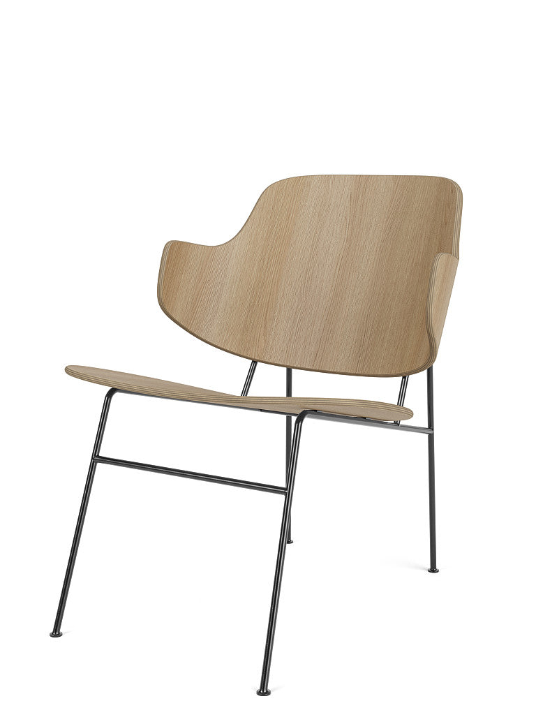 Menu - The Penguin fauteuil, zwart stalen frame, naturel eiken zitting en rugleuning