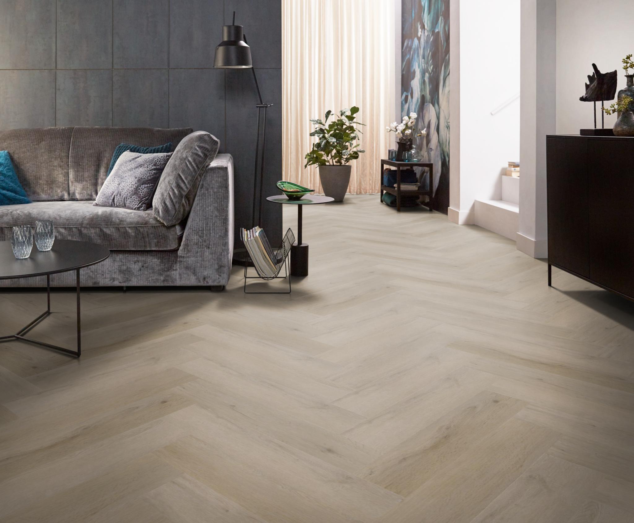 Ambiant Spigato Vivero visgraat dryback light oak