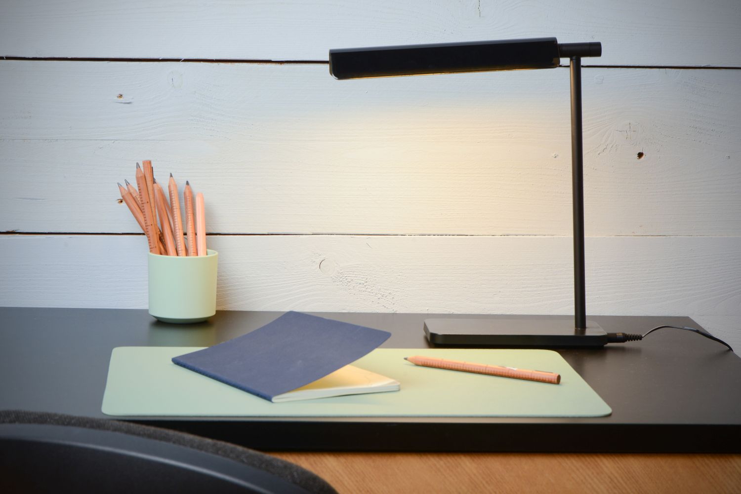Lucide LEVI - Bureaulamp - LED Dimb. - 1x5,5W 6500K - 3 StepDim - Zwart