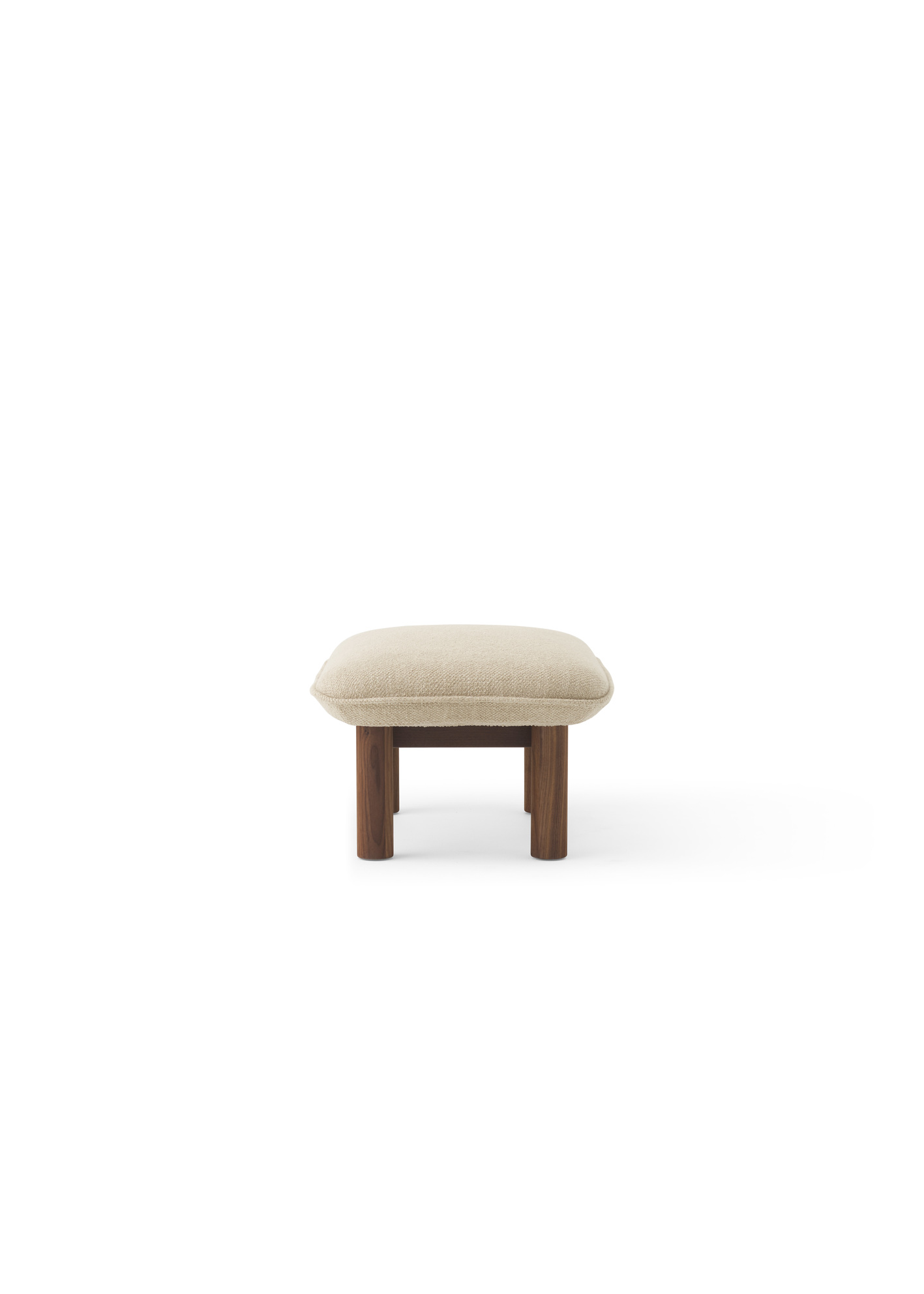 Menu - Brasilia pouf, massief walnoten frame, 02 (Beige)