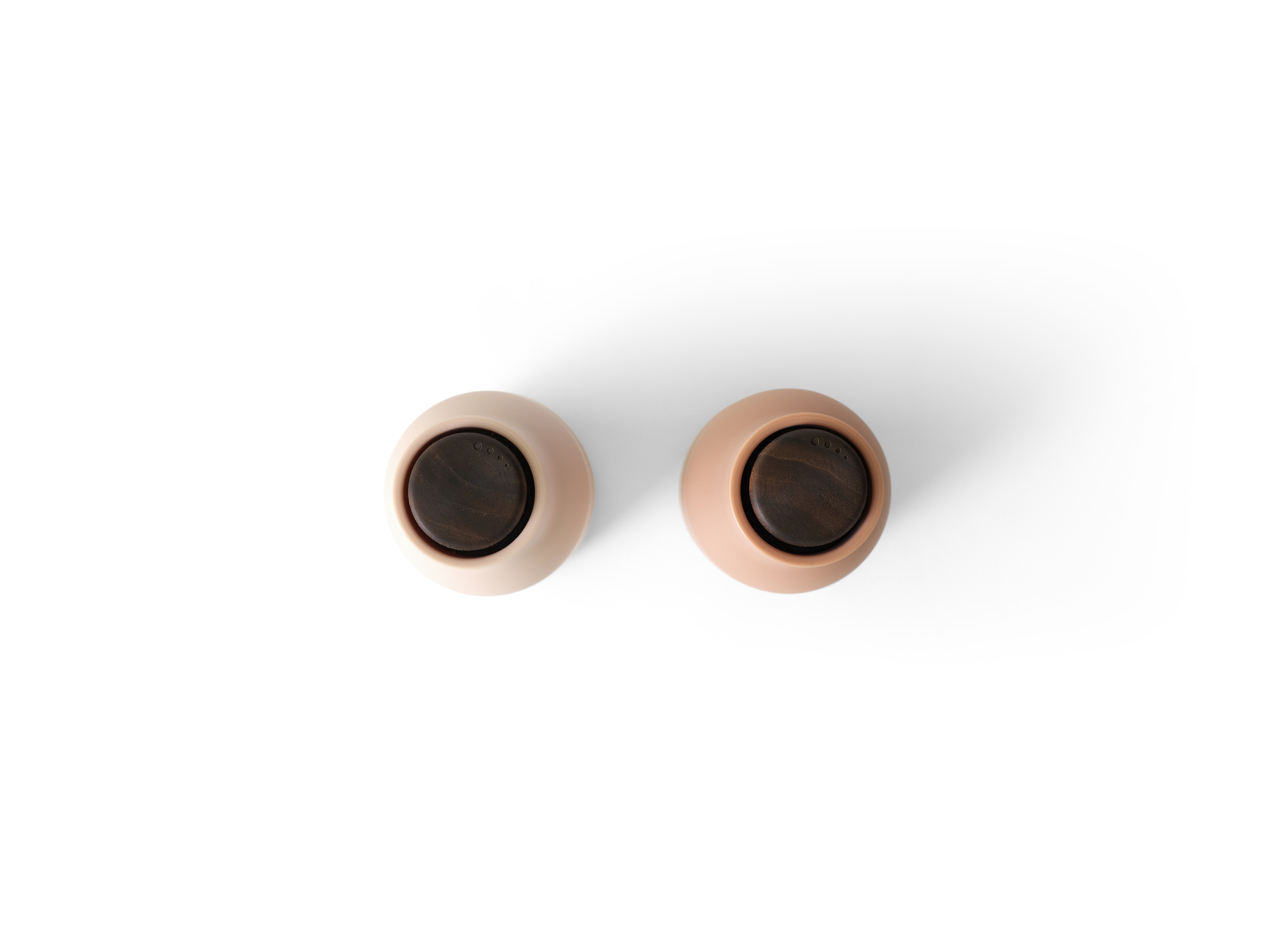 Menu - Bottle Grinder peper en zoutmolen, nudes, walnoot, per paar