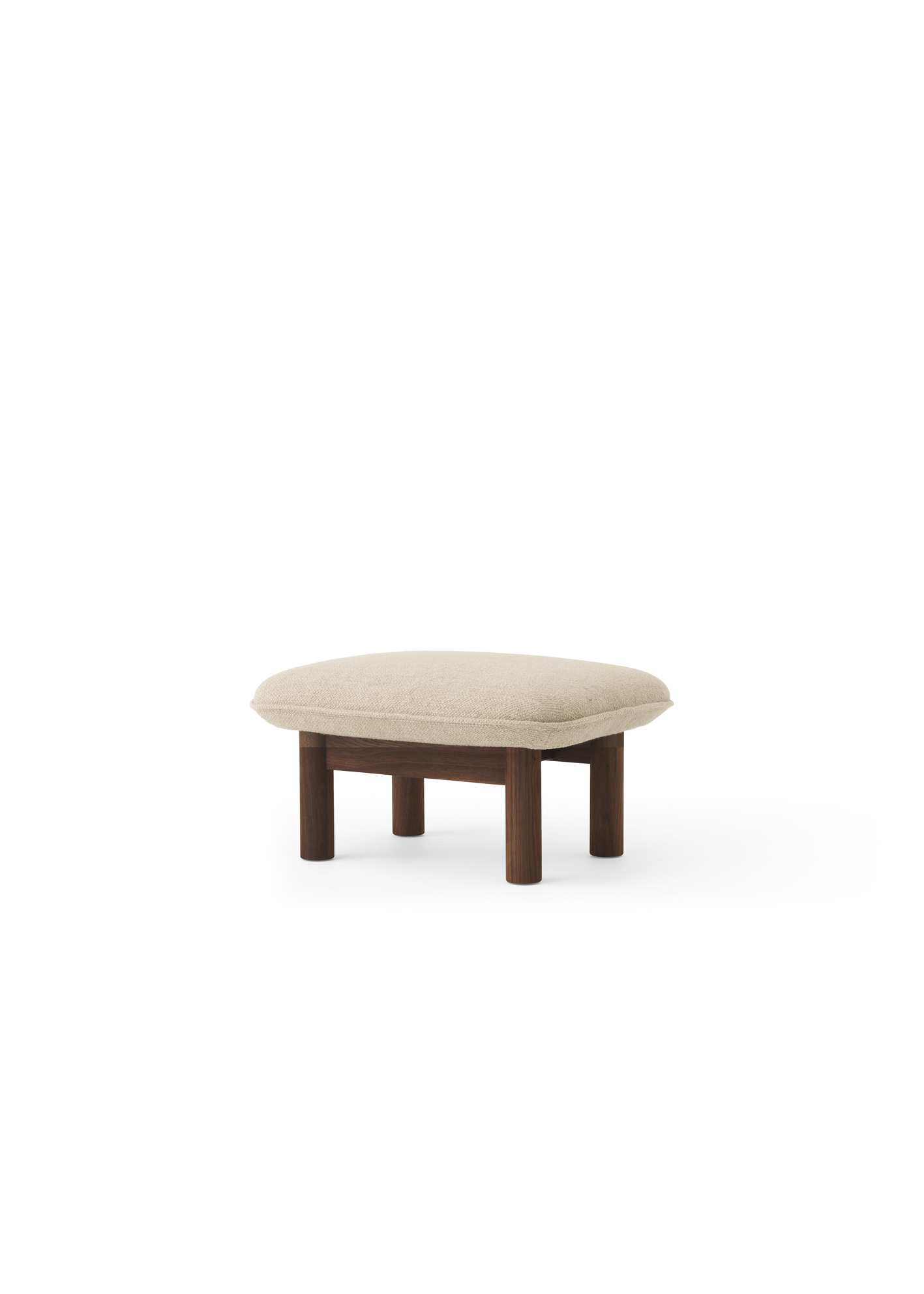 Menu - Brasilia pouf, massief walnoten frame, 02 (Beige)